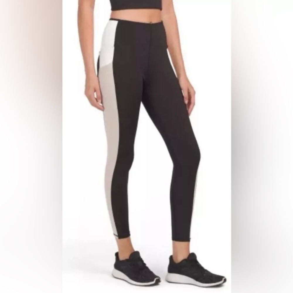 Move Theology Colorblock Active Performance 7/8 Leggings